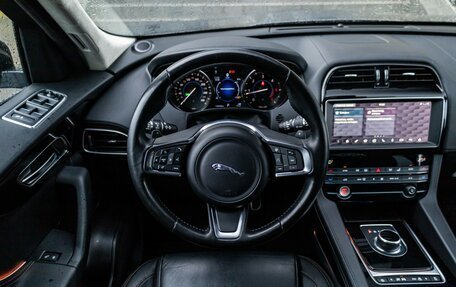 Jaguar F-Pace, 2018 год, 2 699 000 рублей, 15 фотография