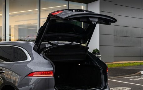 Jaguar F-Pace, 2018 год, 2 699 000 рублей, 27 фотография