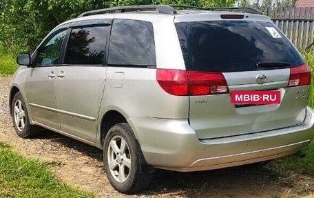 Toyota Sienna II рестайлинг, 2004 год, 1 100 000 рублей, 6 фотография