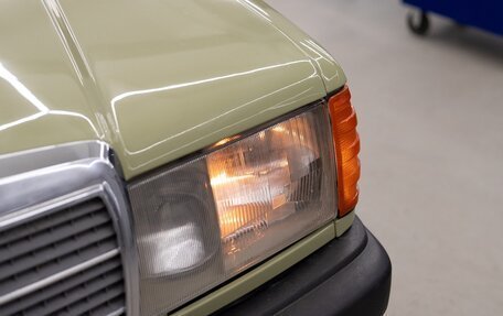 Mercedes-Benz 190 (W201), 1984 год, 900 000 рублей, 3 фотография