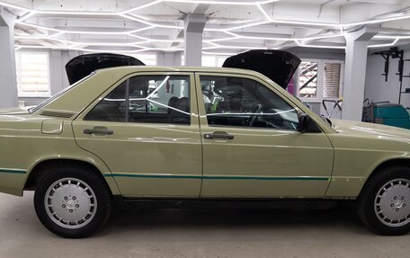 Mercedes-Benz 190 (W201), 1984 год, 900 000 рублей, 8 фотография