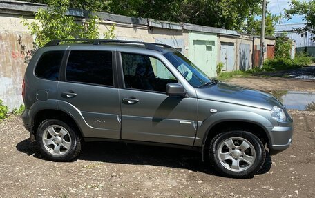 Chevrolet Niva I рестайлинг, 2013 год, 565 000 рублей, 4 фотография