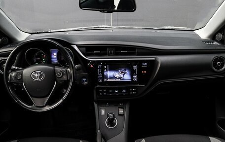 Toyota Auris II, 2017 год, 1 495 000 рублей, 11 фотография