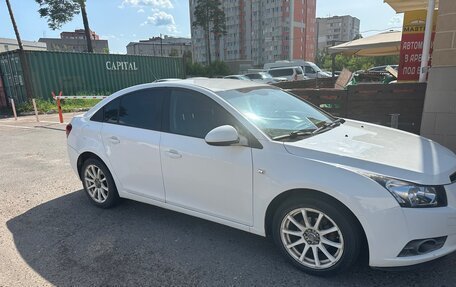 Chevrolet Cruze II, 2011 год, 630 000 рублей, 3 фотография