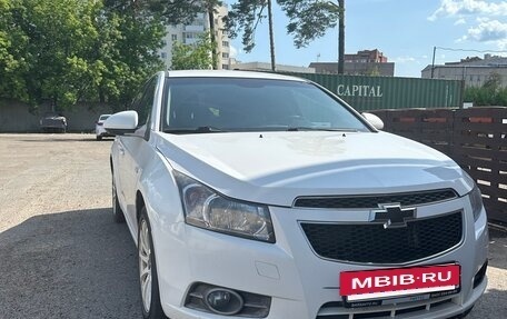 Chevrolet Cruze II, 2011 год, 630 000 рублей, 2 фотография