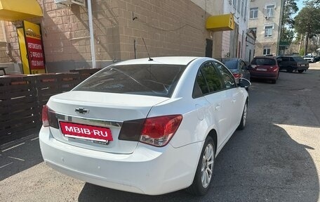 Chevrolet Cruze II, 2011 год, 630 000 рублей, 4 фотография