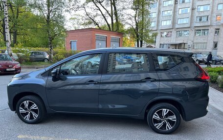 Mitsubishi Xpander, 2022 год, 1 800 000 рублей, 6 фотография