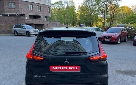 Mitsubishi Xpander, 2022 год, 1 800 000 рублей, 4 фотография