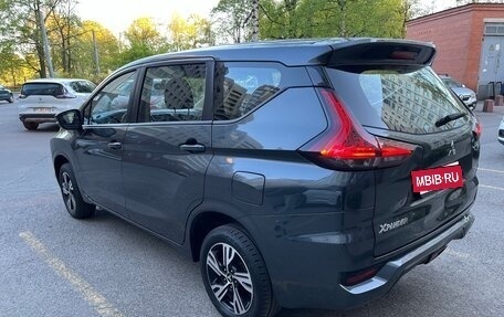 Mitsubishi Xpander, 2022 год, 1 800 000 рублей, 5 фотография