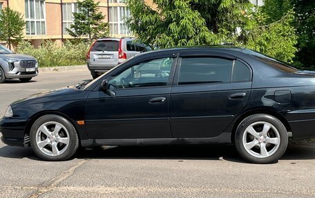 Toyota Avensis III рестайлинг, 2002 год, 420 000 рублей, 4 фотография