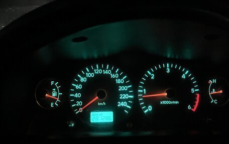 Toyota Avensis III рестайлинг, 2002 год, 420 000 рублей, 6 фотография
