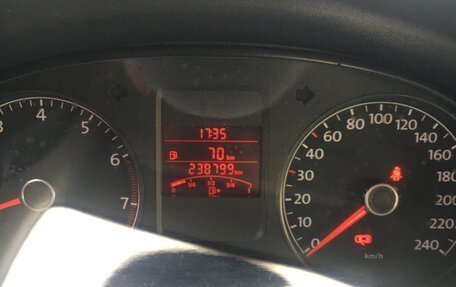 Volkswagen Polo VI (EU Market), 2011 год, 720 000 рублей, 5 фотография