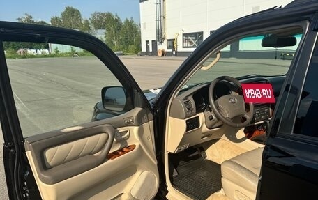 Toyota Land Cruiser 100 рестайлинг 2, 2006 год, 2 500 000 рублей, 8 фотография