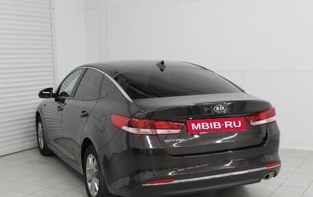 KIA Optima IV, 2017 год, 1 585 000 рублей, 9 фотография