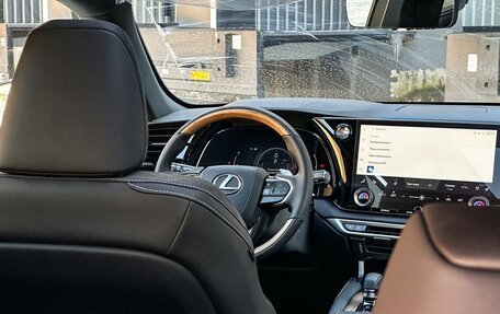 Lexus RX IV рестайлинг, 2024 год, 12 995 000 рублей, 8 фотография