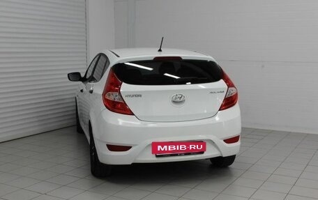 Hyundai Solaris II рестайлинг, 2013 год, 660 000 рублей, 9 фотография