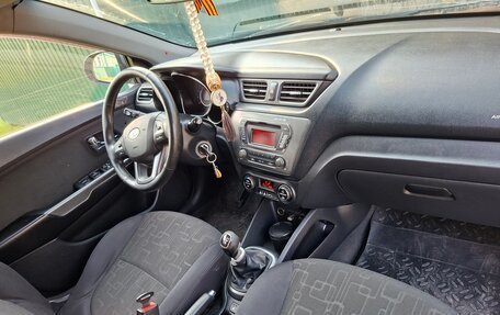 KIA Rio III рестайлинг, 2012 год, 600 000 рублей, 13 фотография