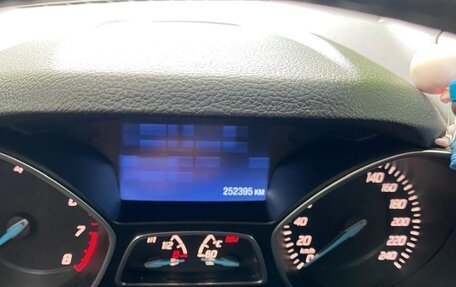Ford Kuga III, 2015 год, 1 100 000 рублей, 9 фотография