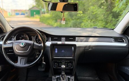 Skoda Superb III рестайлинг, 2013 год, 970 000 рублей, 7 фотография