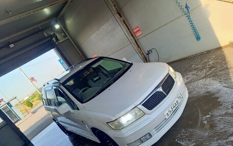 Mitsubishi Chariot III, 2000 год, 440 000 рублей, 2 фотография
