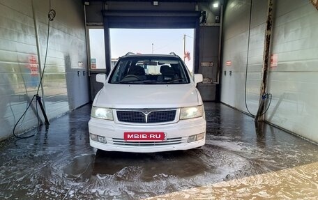 Mitsubishi Chariot III, 2000 год, 440 000 рублей, 3 фотография