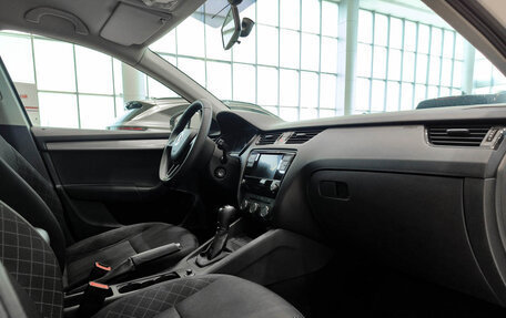 Skoda Octavia, 2018 год, 1 550 000 рублей, 11 фотография
