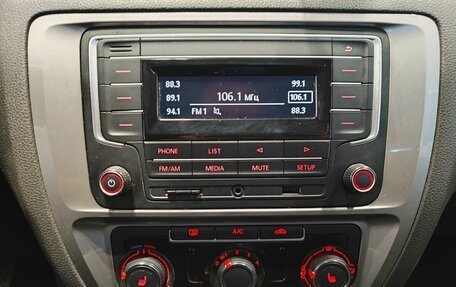 Volkswagen Jetta VI, 2018 год, 1 429 000 рублей, 15 фотография