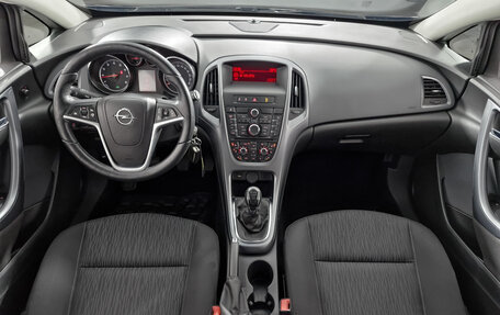 Opel Astra J, 2014 год, 825 000 рублей, 14 фотография