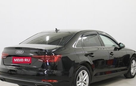 Audi A4, 2018 год, 1 865 000 рублей, 4 фотография