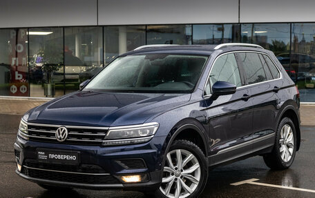 Volkswagen Tiguan II, 2017 год, 2 369 898 рублей, 2 фотография