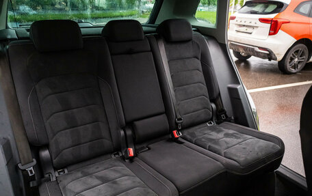 Volkswagen Tiguan II, 2017 год, 2 369 898 рублей, 13 фотография