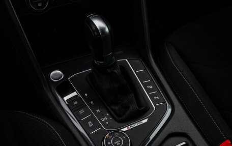 Volkswagen Tiguan II, 2017 год, 2 369 898 рублей, 21 фотография