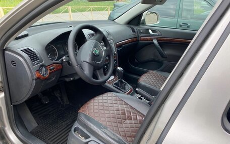 Skoda Octavia, 2011 год, 710 000 рублей, 9 фотография
