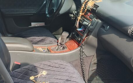 Mercedes-Benz C-Класс, 2001 год, 550 000 рублей, 5 фотография