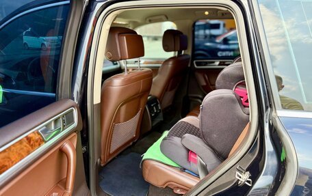 Volkswagen Touareg III, 2011 год, 2 199 000 рублей, 12 фотография