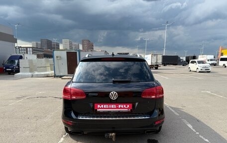 Volkswagen Touareg III, 2011 год, 2 199 000 рублей, 21 фотография