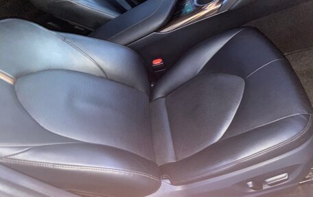 Toyota Camry, 2018 год, 3 299 000 рублей, 9 фотография