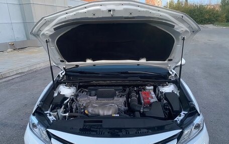 Toyota Camry, 2018 год, 3 299 000 рублей, 12 фотография