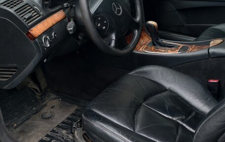 Mercedes-Benz E-Класс, 2003 год, 900 000 рублей, 8 фотография