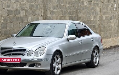 Mercedes-Benz E-Класс, 2003 год, 900 000 рублей, 7 фотография