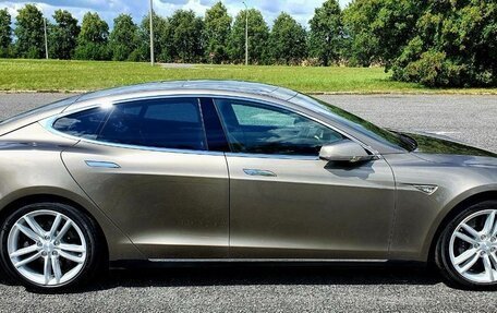 Tesla Model S I, 2015 год, 2 345 678 рублей, 8 фотография