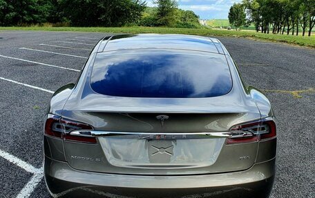 Tesla Model S I, 2015 год, 2 345 678 рублей, 16 фотография