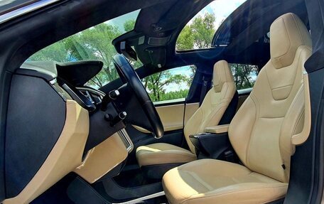 Tesla Model S I, 2015 год, 2 345 678 рублей, 26 фотография