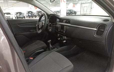 KIA Rio IV, 2018 год, 1 249 000 рублей, 15 фотография