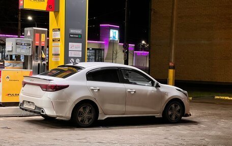 KIA Rio IV, 2021 год, 1 400 000 рублей, 3 фотография