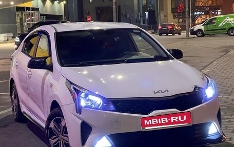KIA Rio IV, 2021 год, 1 400 000 рублей, 2 фотография
