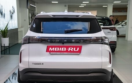 Chery Tiggo 4 I рестайлинг, 2025 год, 2 420 000 рублей, 5 фотография