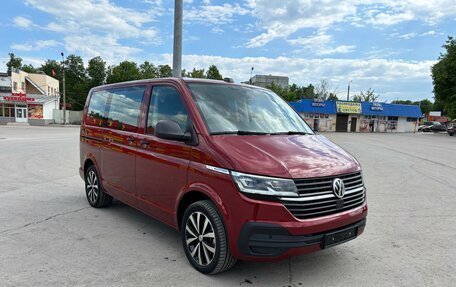 Volkswagen Multivan T6 рестайлинг, 2021 год, 6 400 000 рублей, 2 фотография
