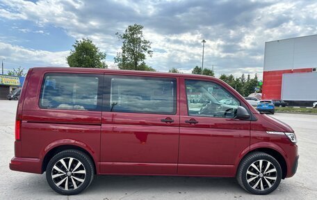 Volkswagen Multivan T6 рестайлинг, 2021 год, 6 400 000 рублей, 4 фотография