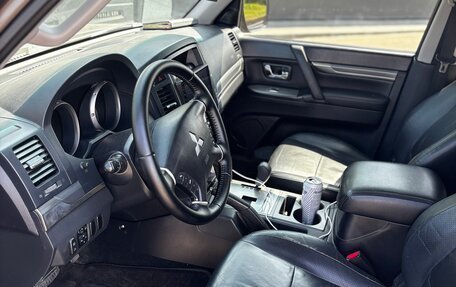 Mitsubishi Pajero IV, 2011 год, 1 920 000 рублей, 7 фотография